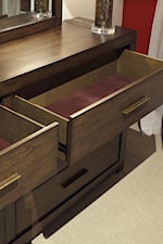 Felt-Lined Top Drawers Protect Delicate Jewelry